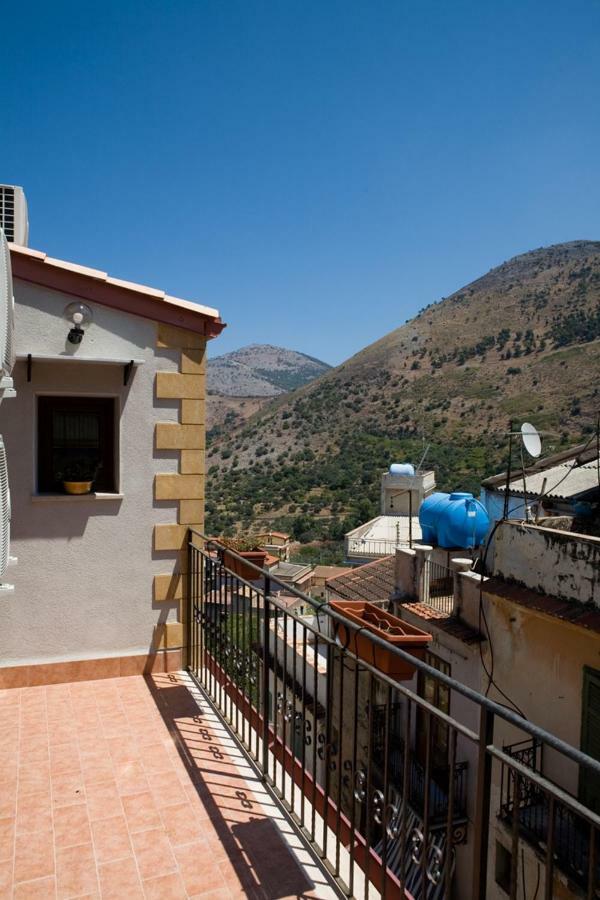 Case Vacanza Cipriano Spacious Apartment And Cosy Studio Monolocale Torretta  Exterior photo